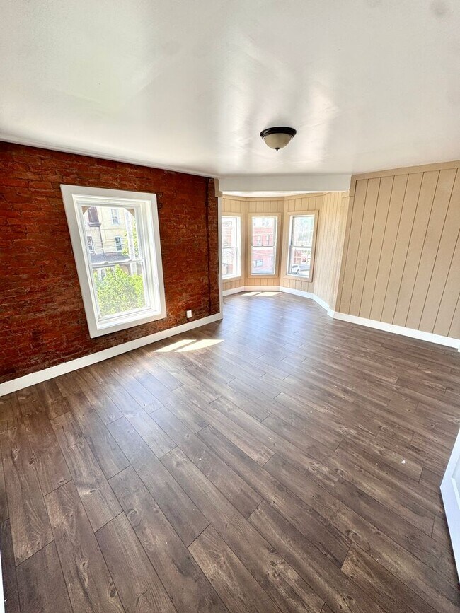 Foto del edificio - 535 Tilghman St