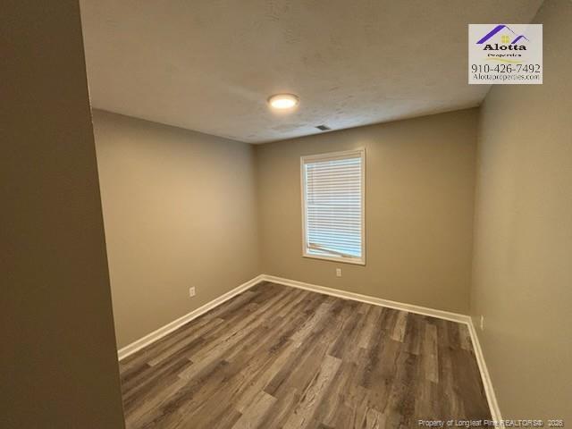 Foto del edificio - 1002 Brookhollow Dr