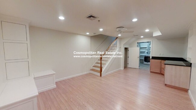 Building Photo - 151 Boylston St