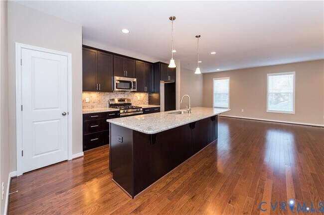 Foto del edificio - 11443 Hayloft Ln