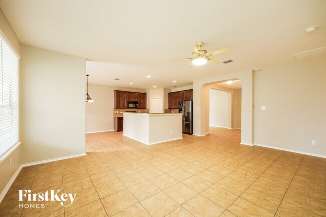 Building Photo - 6203 Palmetto Way