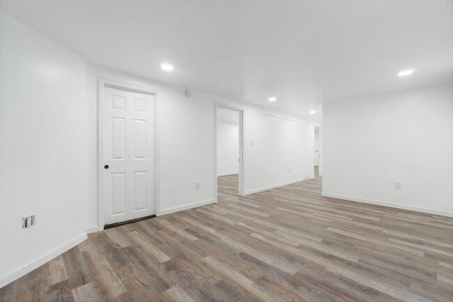 Foto del edificio - 130 Elmwood Ave