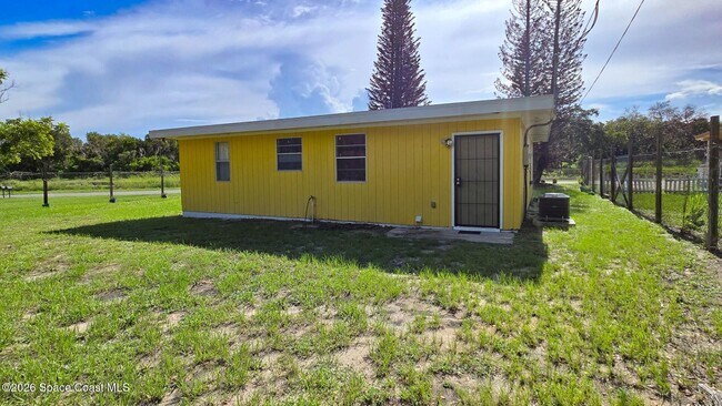 Foto del edificio - 3788 W Railroad Ave