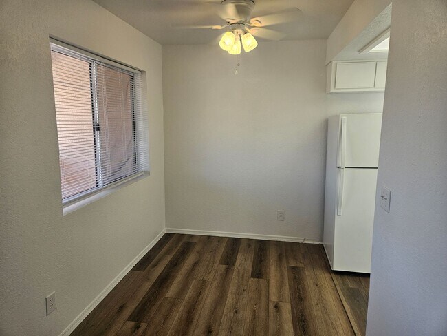 Building Photo - 1-4 1328 Ramar