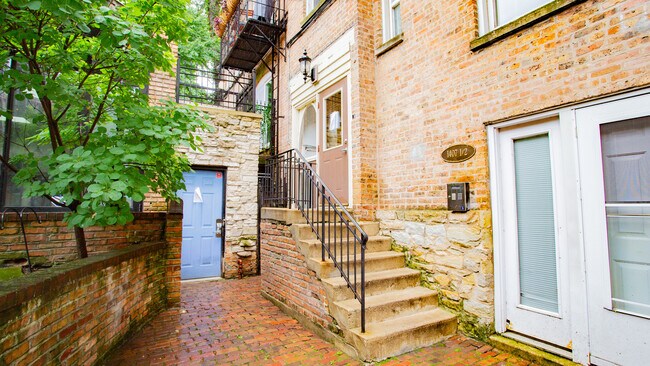 Building Photo - 2 N Wells St