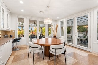 Building Photo - 2057 Troon Dr