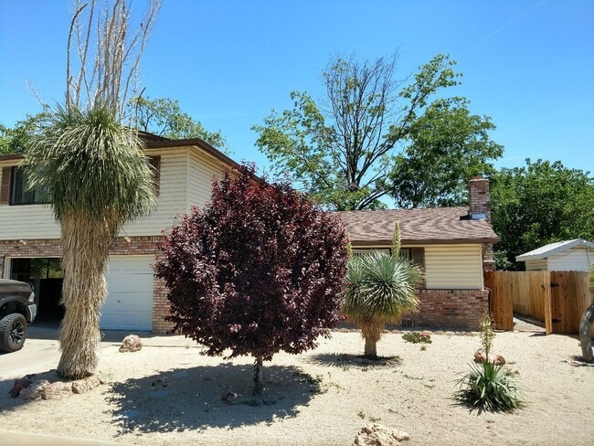 Building Photo - 2192 Denevi Drive