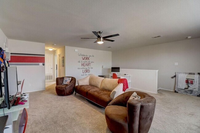 Foto del edificio - 3105 Walker Creek Dr