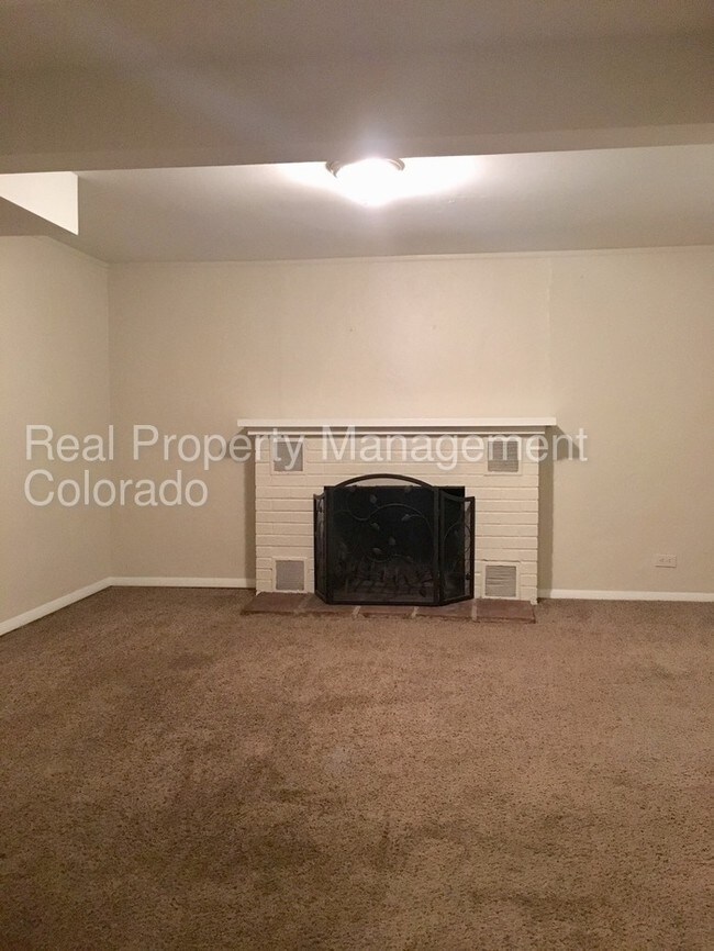 Foto del edificio - Lovely Duplex in Englewood
