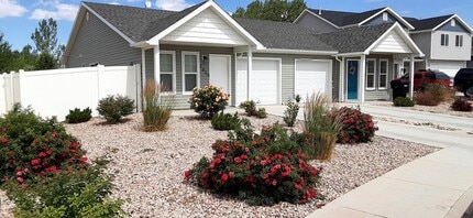 Building Photo - 2635 N Shady Place