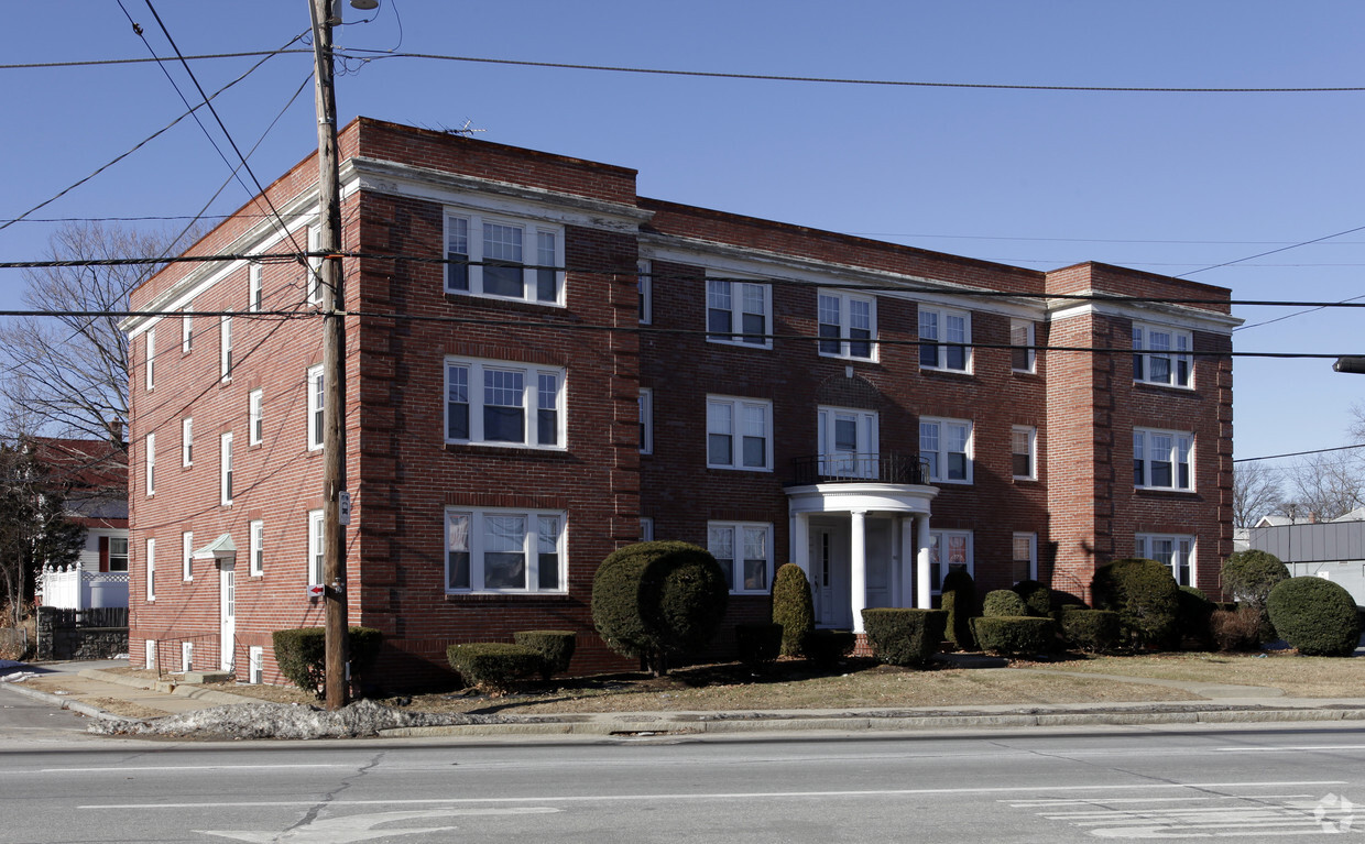 Primary Photo - 501 Reservoir Ave