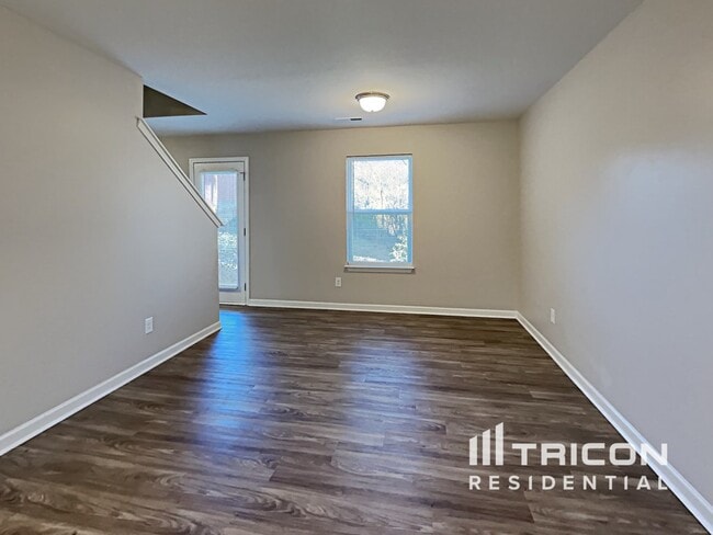 Building Photo - 6415 Pennacook Dr
