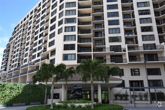 Building Photo - 540 Brickell Key Dr