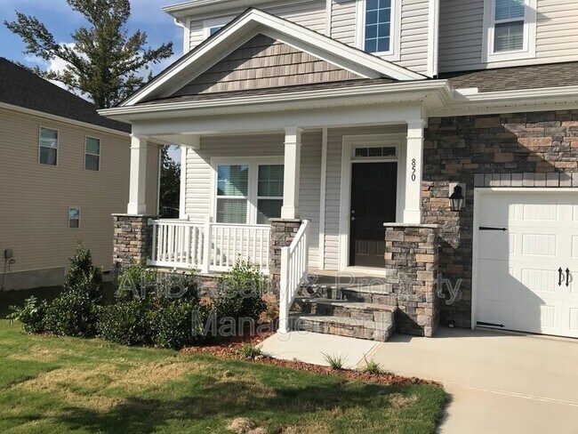 Building Photo - 850 Longleaf Pine Pl