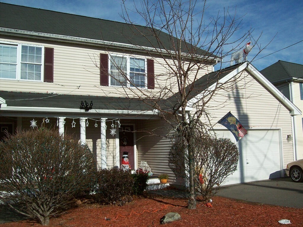 13 Hyde St, Danvers, MA 01923 Townhome Rentals in Danvers MA