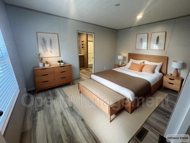 Building Photo - 8701 NE 107th Pl