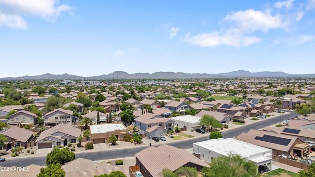 Building Photo - 10050 E Pantera Ave