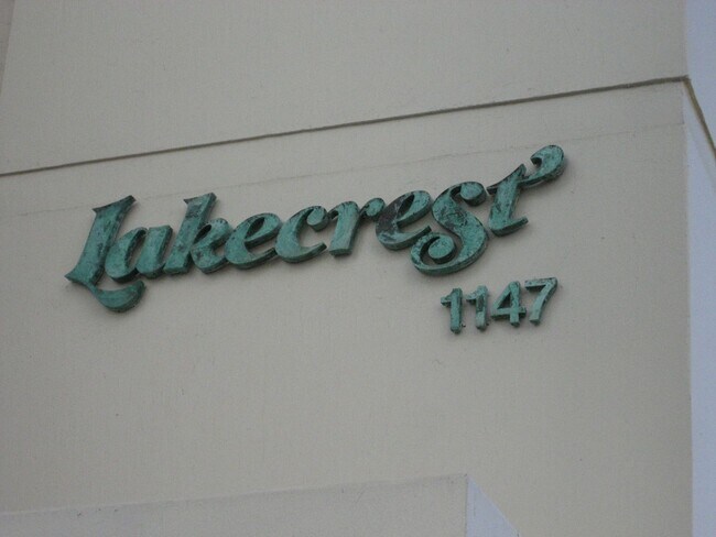 Foto del edificio - High Desirable 2 Bedroom 2 Bath Corner Uni...
