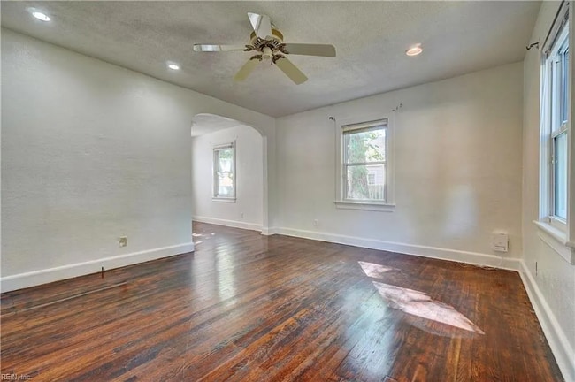 Building Photo - 3308 Hyde Cir