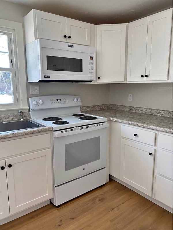 Building Photo - 106 Burnell Dr