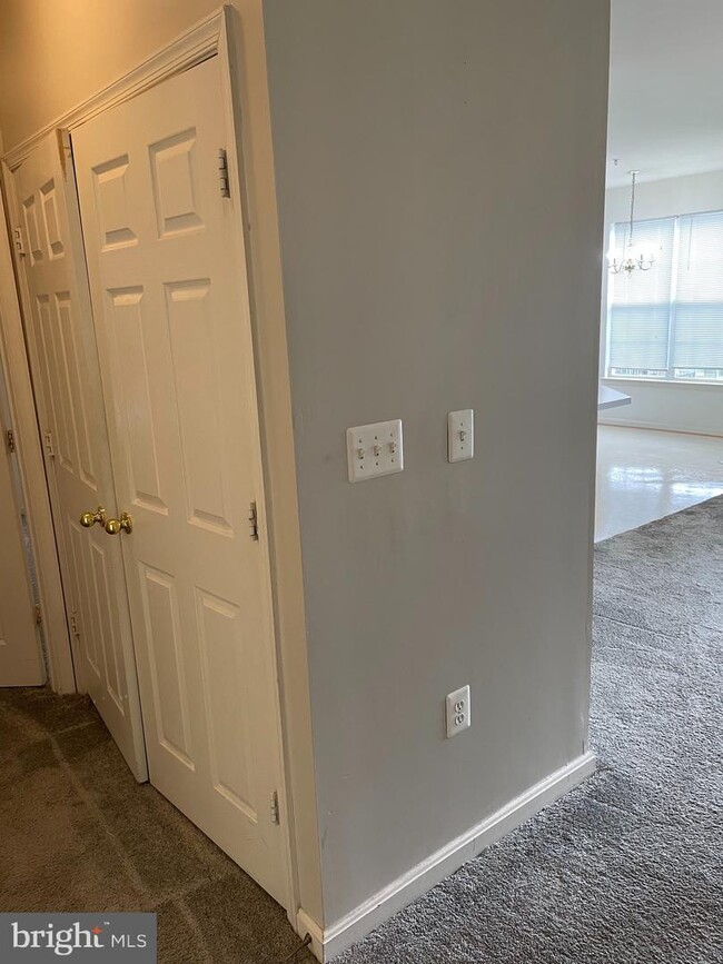 Building Photo - 15607 Everglade Ln