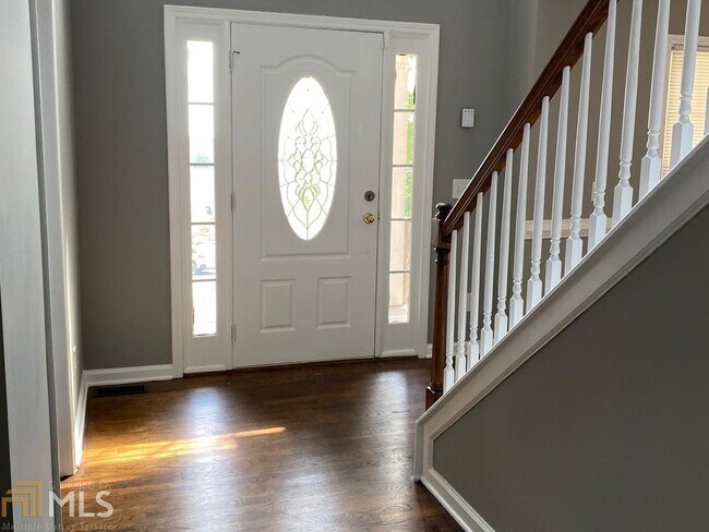 Building Photo - 598 Jackson Ridge Dr NW