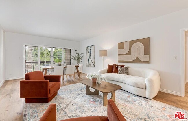 Foto del edificio - 5625 Cambridge Way