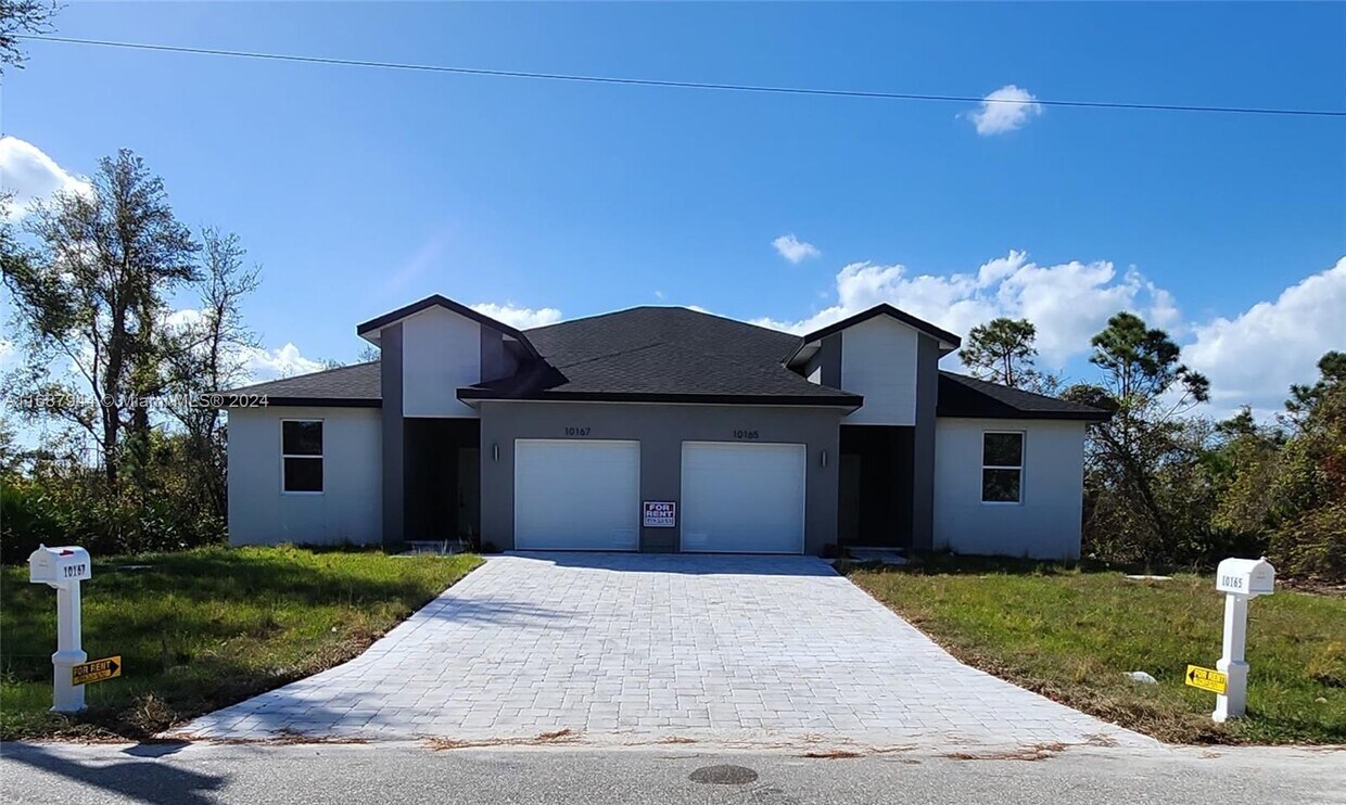 Foto principal - 10165 Amicola St