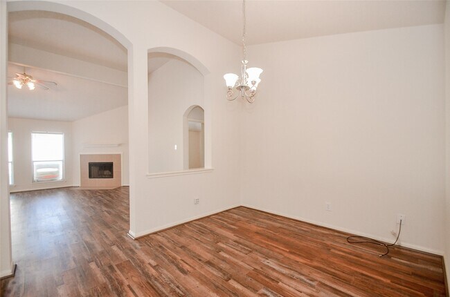 Foto del edificio - 3314 Rainport Cir