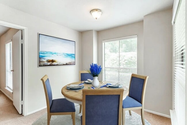 Foto del edificio - Save on Move-In | Gift Card Incentive!