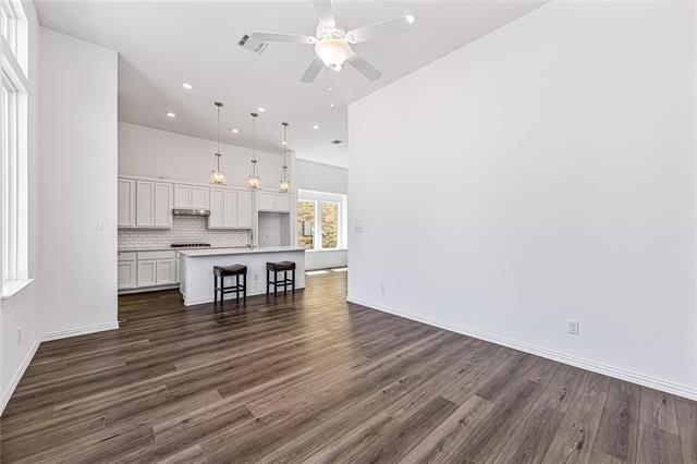 Foto del edificio - 214 Woodson St