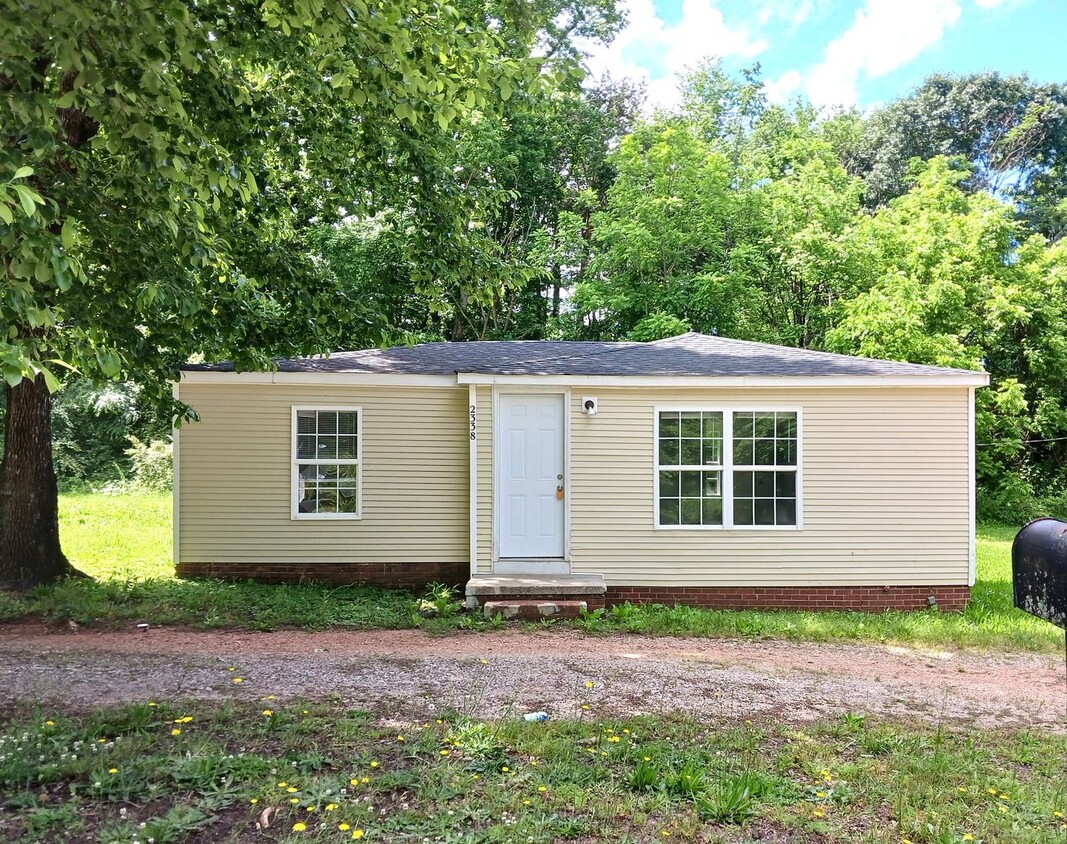 Primary Photo - Two Bedroom House for Rent in Lancaster SC!