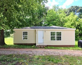 Building Photo - 2338 State Rd S-29-395