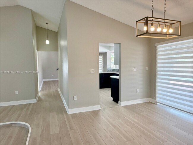 Building Photo - 11561 SW 99th St