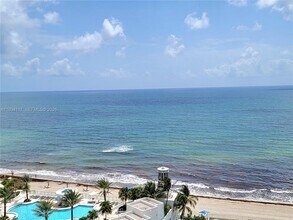 Building Photo - 3505 S Ocean Dr