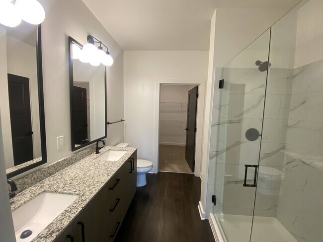 Interior Photo - The Wren Apartments