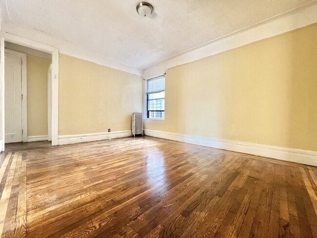Building Photo - 357 E 163rd St