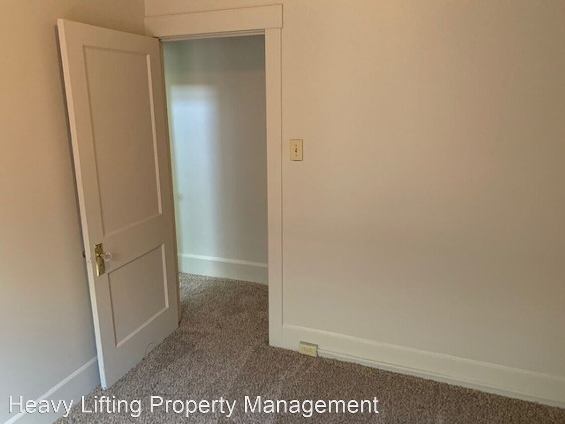Primary Photo - 4 br, 1 bath House - 1110 N 16th St