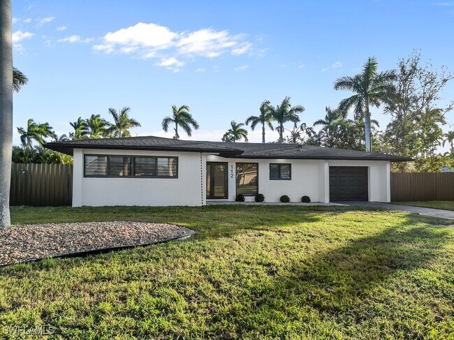 Foto del edificio - 112 Bayshore Dr