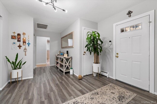 Building Photo - 29 Joyce Ln