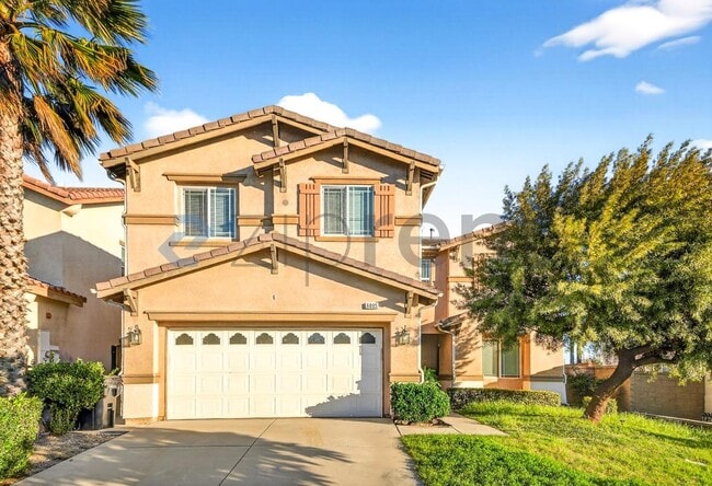 Building Photo - 6085 Medinah St