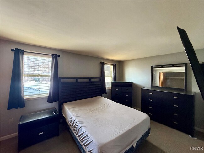 Foto del edificio - 1336 Westcott St