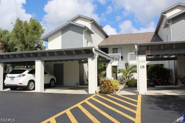 Foto del edificio - 6328 Sugar Bush Ln