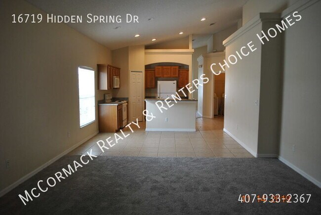 Foto del edificio - 16719 Hidden Spring Dr