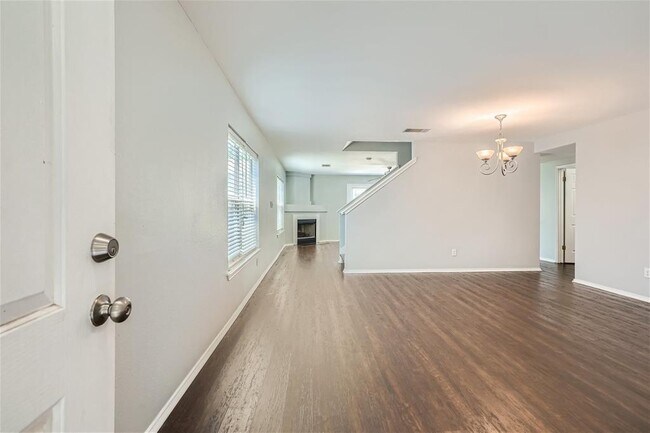 Building Photo - 1214 Deerhound Pl