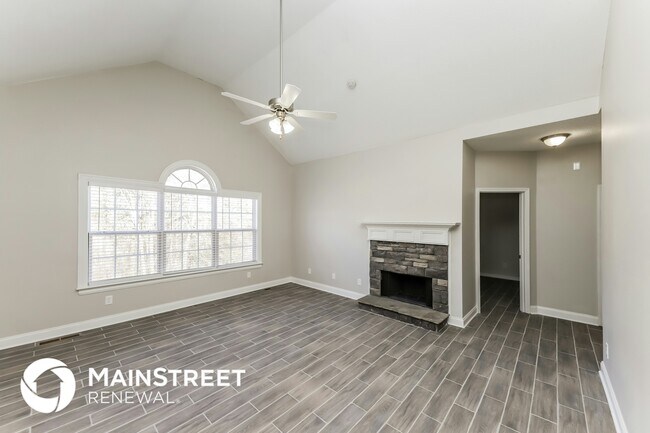 Foto del edificio - 110 Arborwood Way