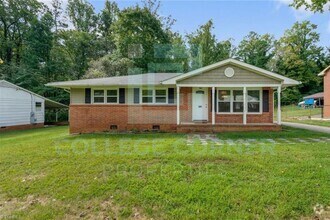 Building Photo - 1212 Brookwood Dr