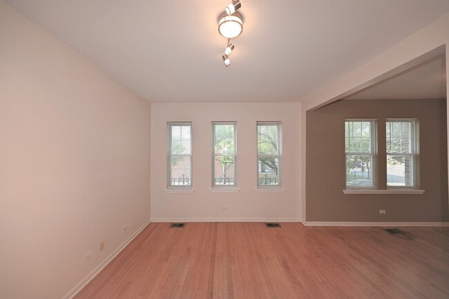 Building Photo - 5400 N Campbell Ave