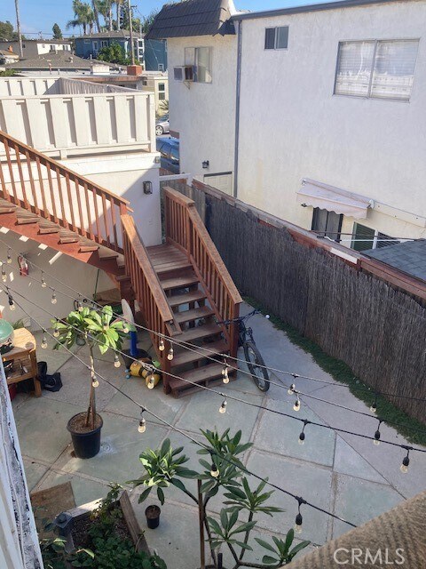 Building Photo - 128 W Escalones