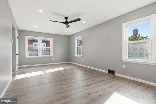 Foto del edificio - 219 N 3rd St